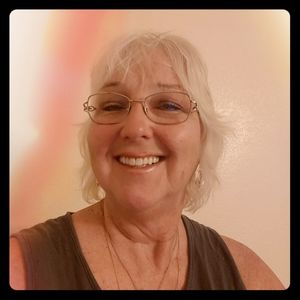 Meet your Posher, Tami